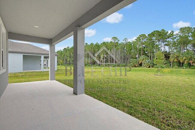 Building Photo - 1217 Pampus Dr