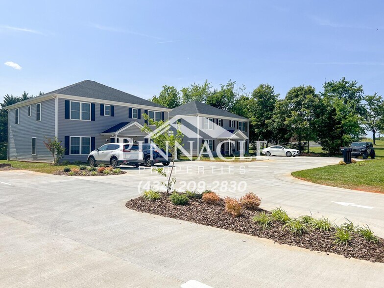 Building Photo - 586 Leesville Rd