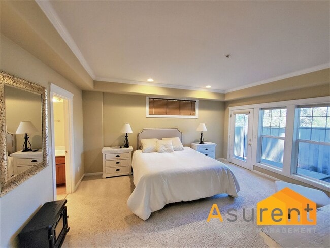 Building Photo - Fully Furnished Luxury Townhouse Available Soon!