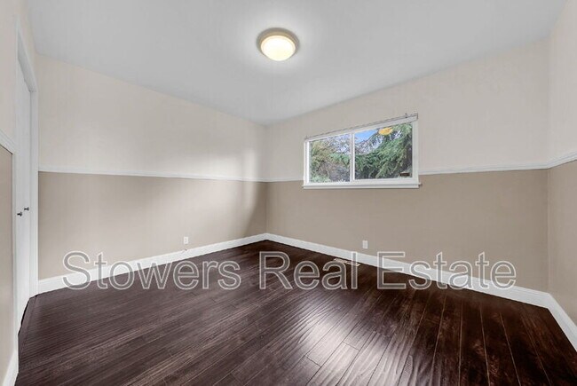 Building Photo - 25551 Maitland Dr