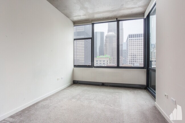 Building Photo - 235 W Van Buren St