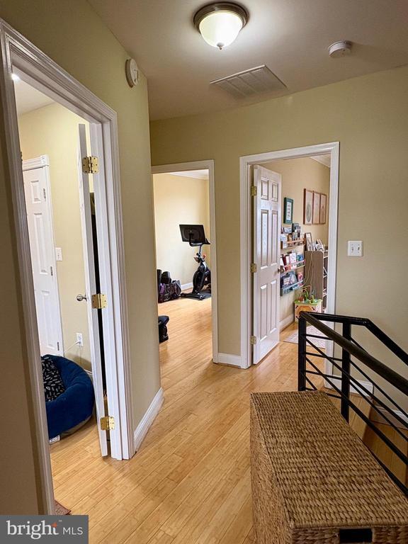 Building Photo - 1011 8th St NE