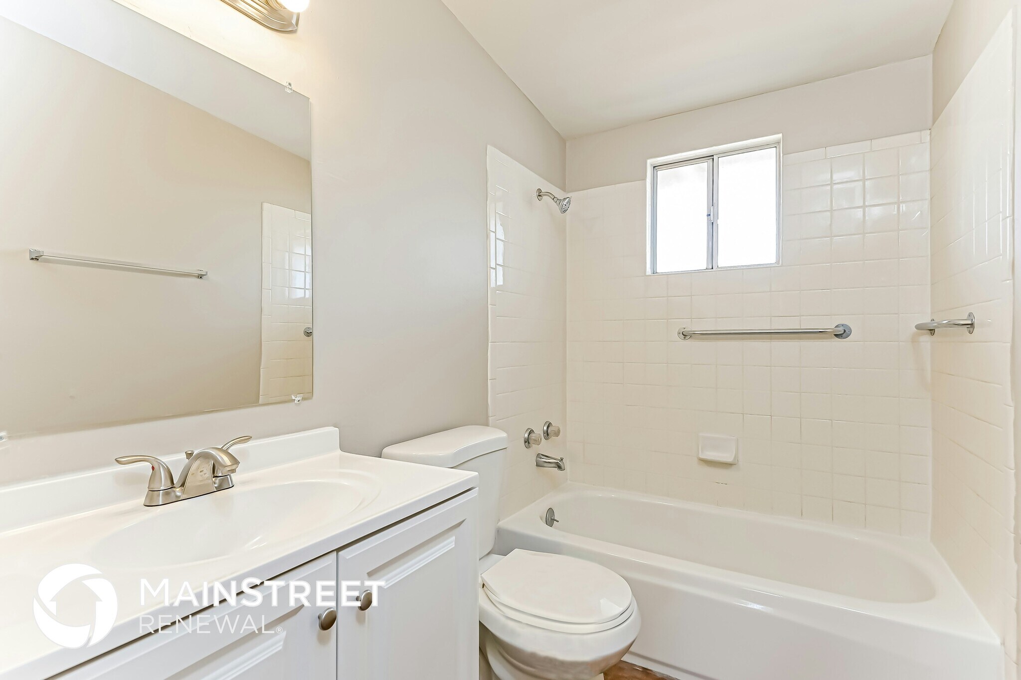 Building Photo - 7126 E 34th St