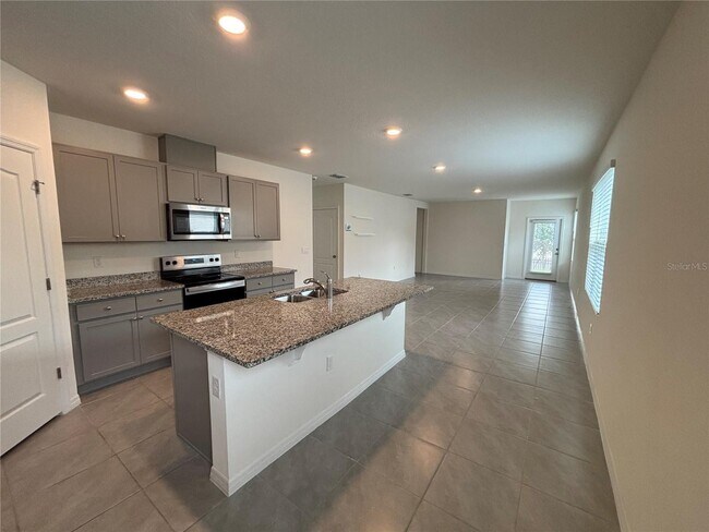 Building Photo - 1456 Cumberland Ave