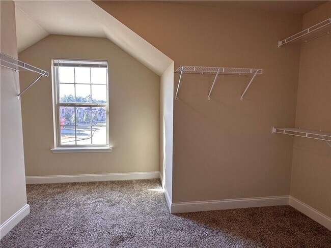 Building Photo - 2611 Melton Common Dr