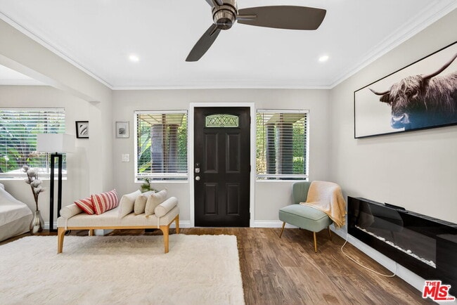 Building Photo - 1200 Tamarind Ave