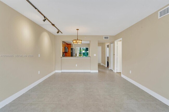Building Photo - 9537 Weldon Cir