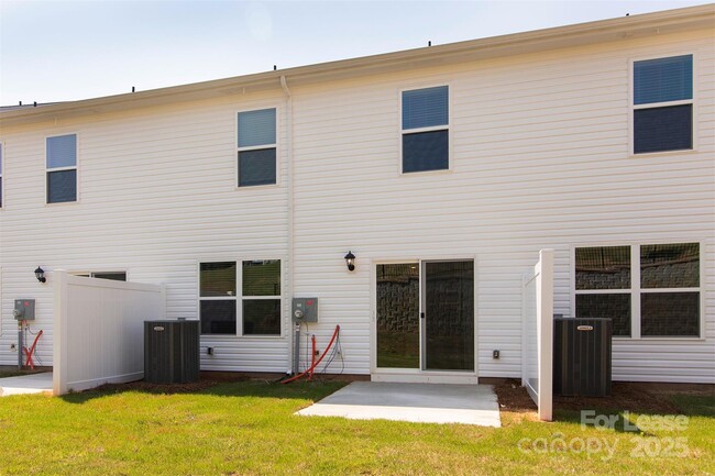 Building Photo - 5159 Hyrule Dr