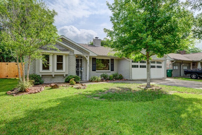 Building Photo - 6126 Rena St