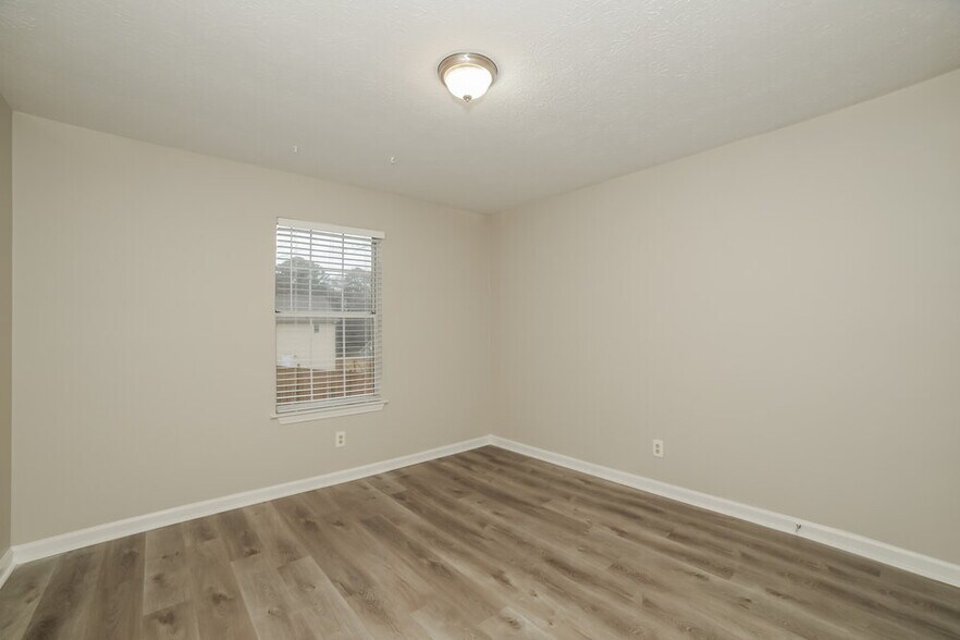 Building Photo - 1338 Colonial Trce NW