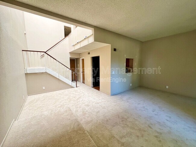 Building Photo - 2890 Huntington Blvd