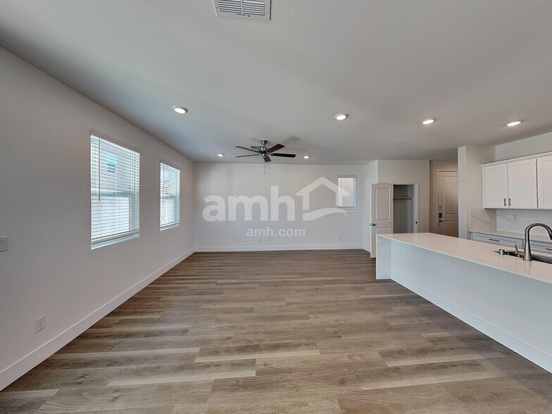 Building Photo - 5838 Casterly Rock St