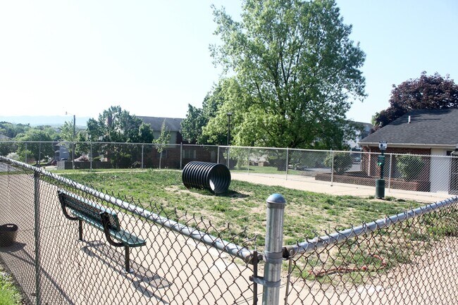 Building Photo - 2BR 2 Full Bath Condo with Modern Upgrades – Near Downtown Harrisonburg!