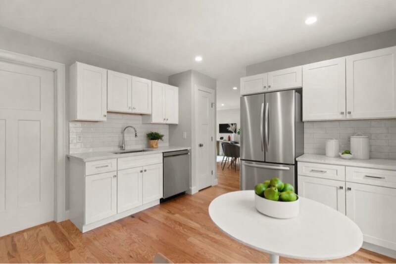 Building Photo - 31 barracks rd