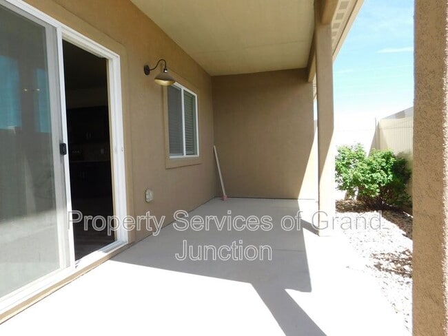 Building Photo - 590 Treviso Ct