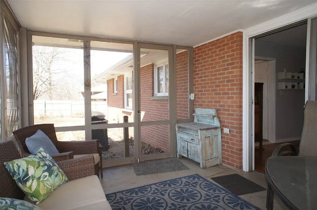 Building Photo - 2515 Mandrake Dr