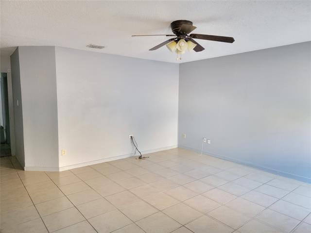Building Photo - 1330 Blazing Star Trail