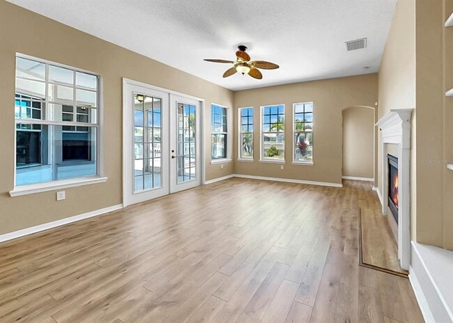 Building Photo - 5704 Sea Trout Pl