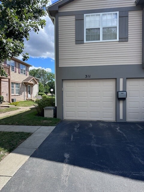 Building Photo - 311 Cherrywood Ct