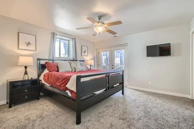 Building Photo - $0 DEPOSIT OPTION. 2BED/1BATH BERKLEY NEIGHBORHOOD HOME!