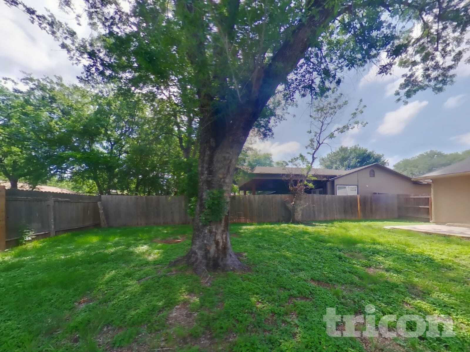 Building Photo - 6831 De Palma