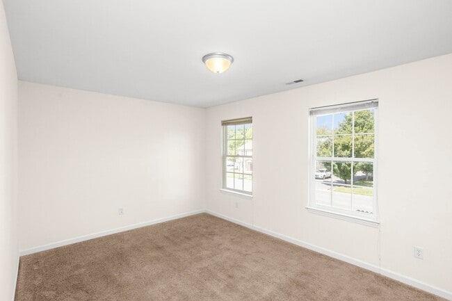 Building Photo - 1330 Benley St