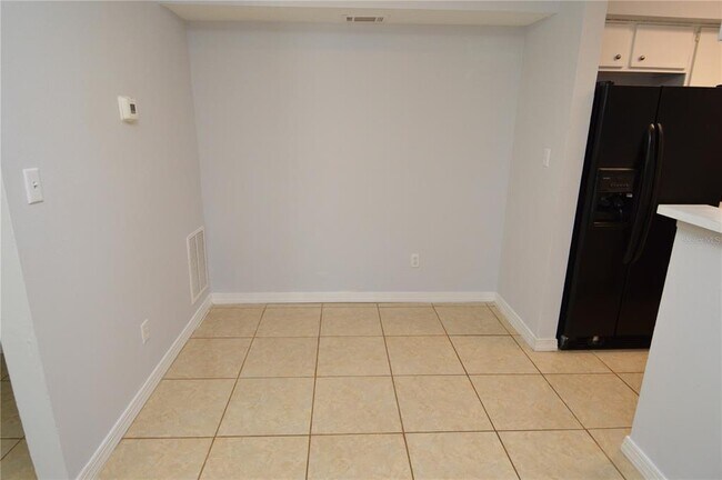 Building Photo - 8643 Mallard Reserve Dr