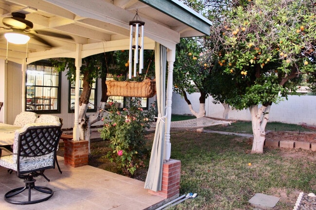 Building Photo - 2041 E Gary Cir