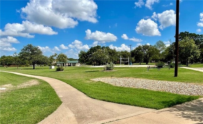 Building Photo - 16927 Whitebrush Loop