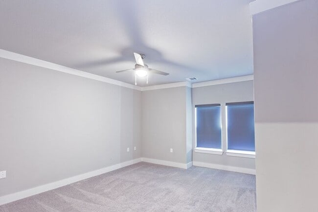 Building Photo - 3313 Wynwood Dr