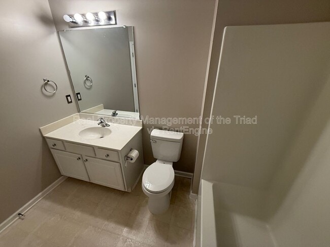 Building Photo - 1844 Olivers Crossing Cir