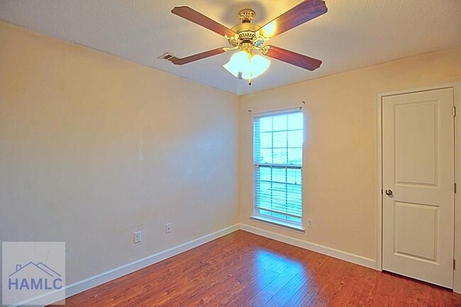 Building Photo - 229 Augusta Way