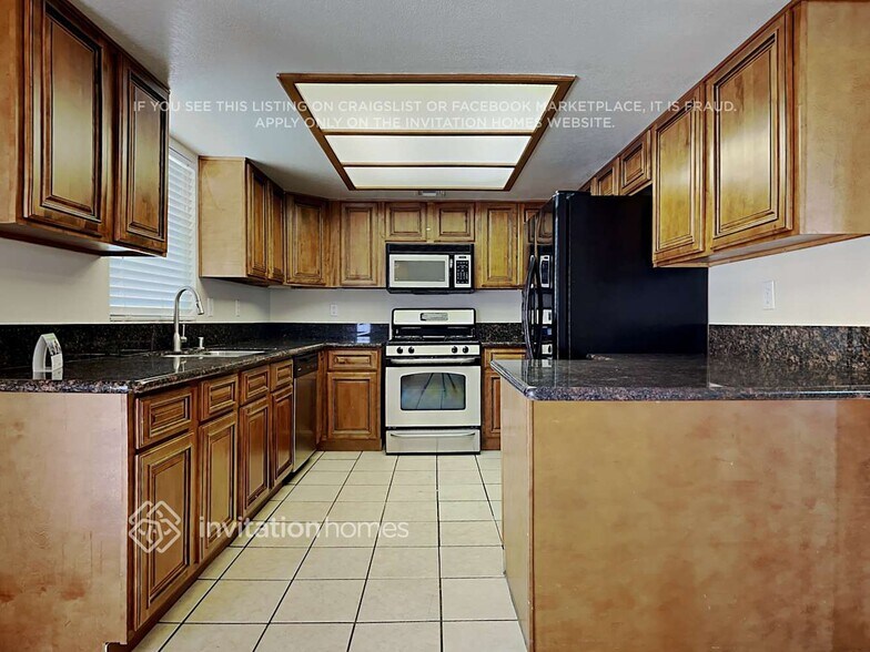 Building Photo - 508 Thrush Dr
