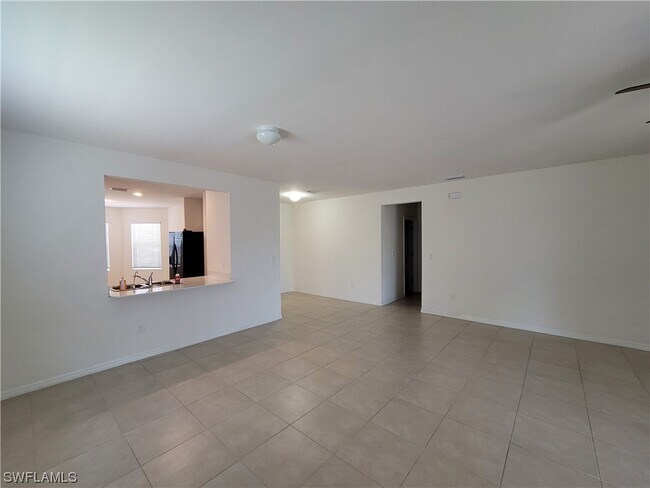 Building Photo - 1230 NW 19th St