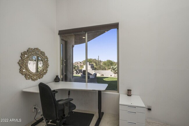 Building Photo - 10448 E Skinner Dr