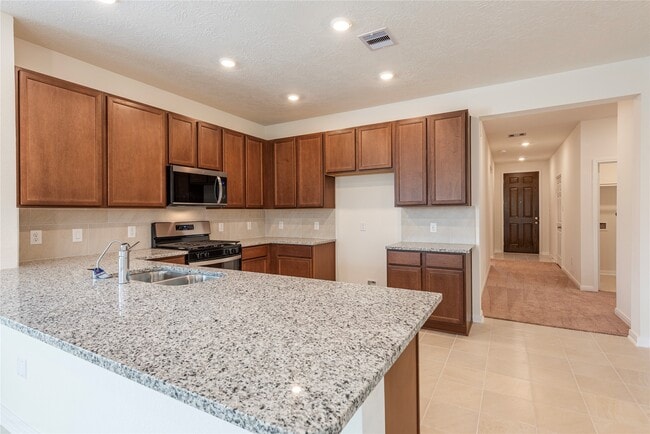 Building Photo - 2815 Icarus Dr
