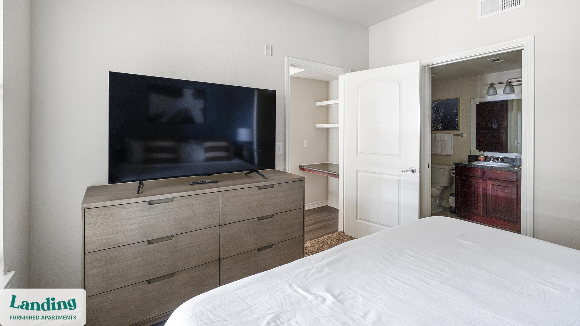 Building Photo - 8989 West Rd