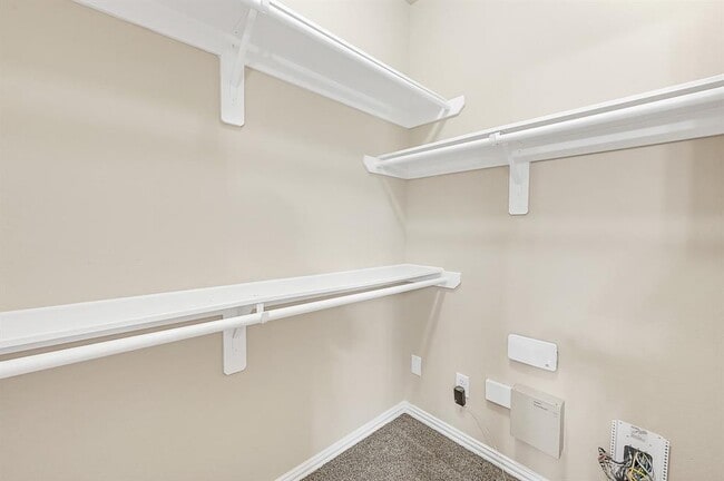 Building Photo - 2414 Snowy Egret Drive