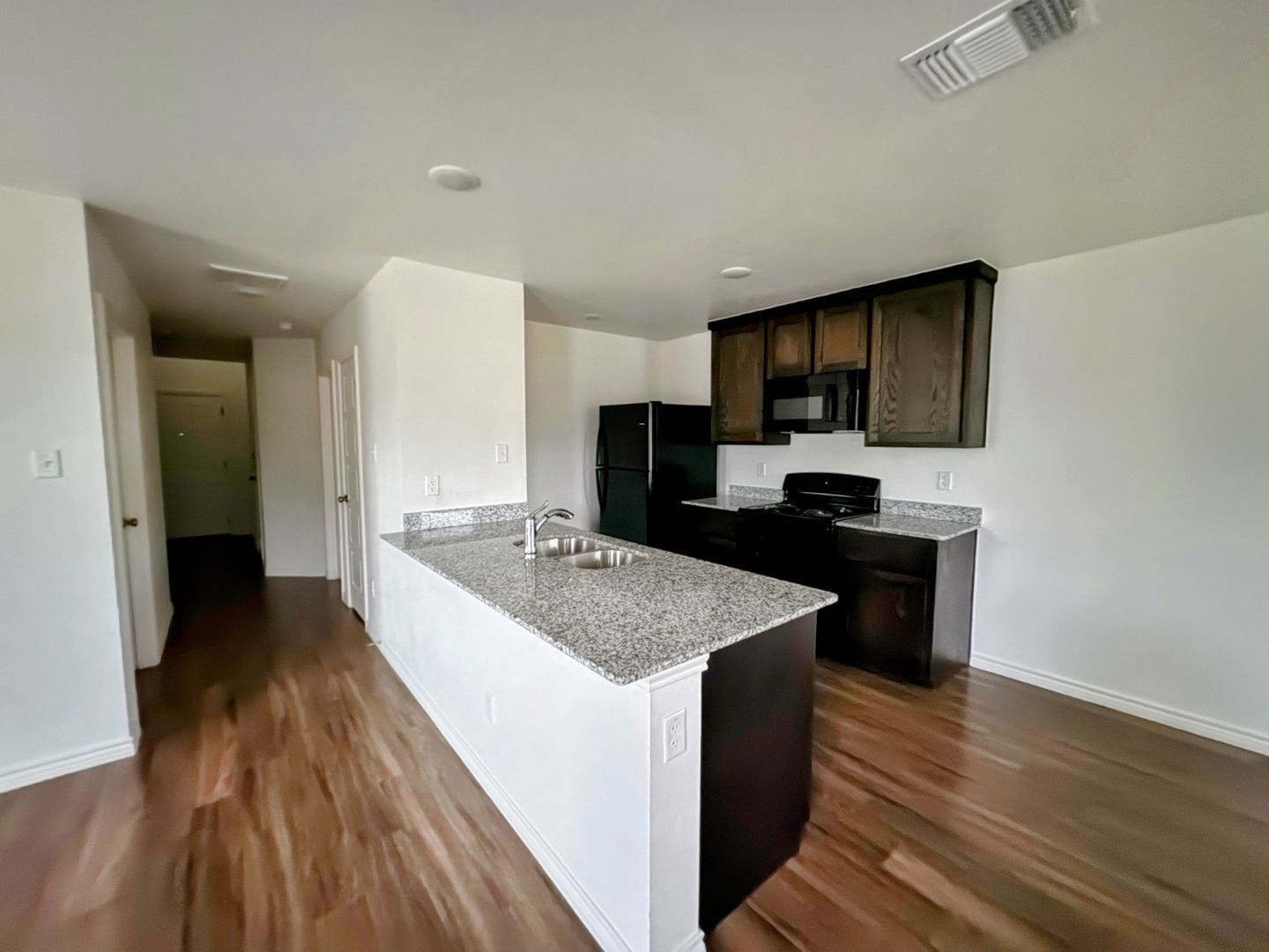 Building Photo - 301 Agua Chiquita Ct