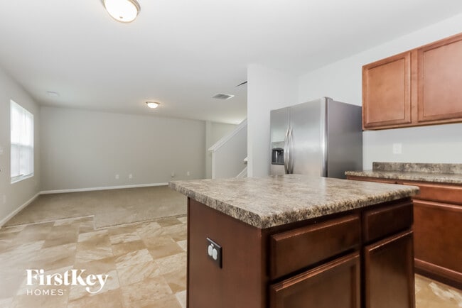 Building Photo - 170 Betty Ann Ln