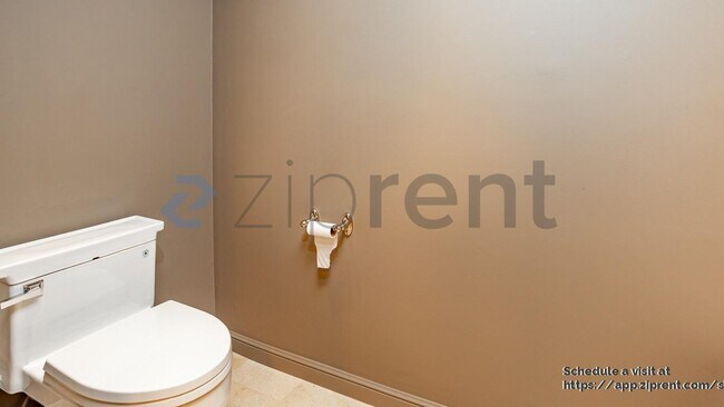 Building Photo - 16000 Greenwood Rd