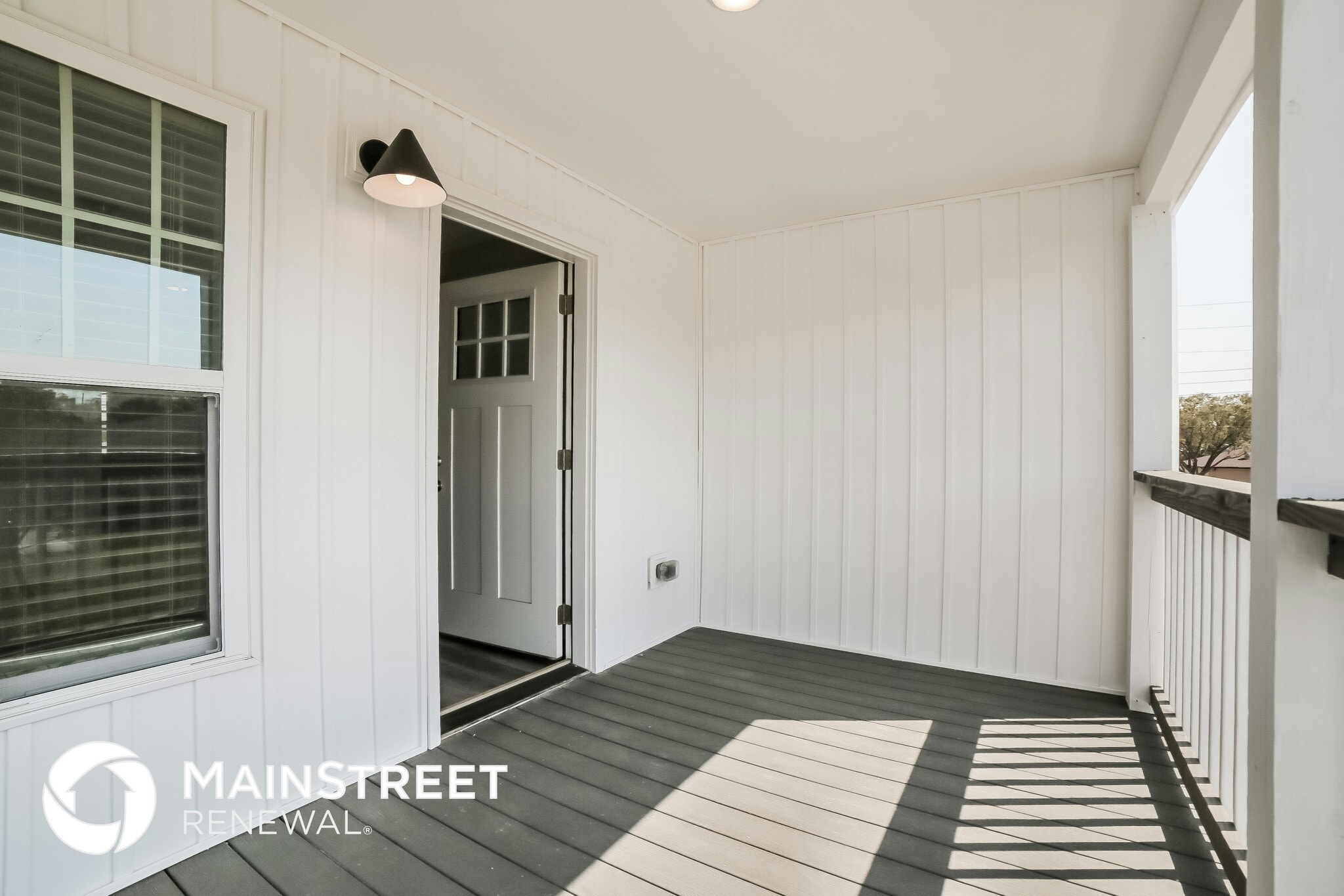 Building Photo - 3129 4th Ave S