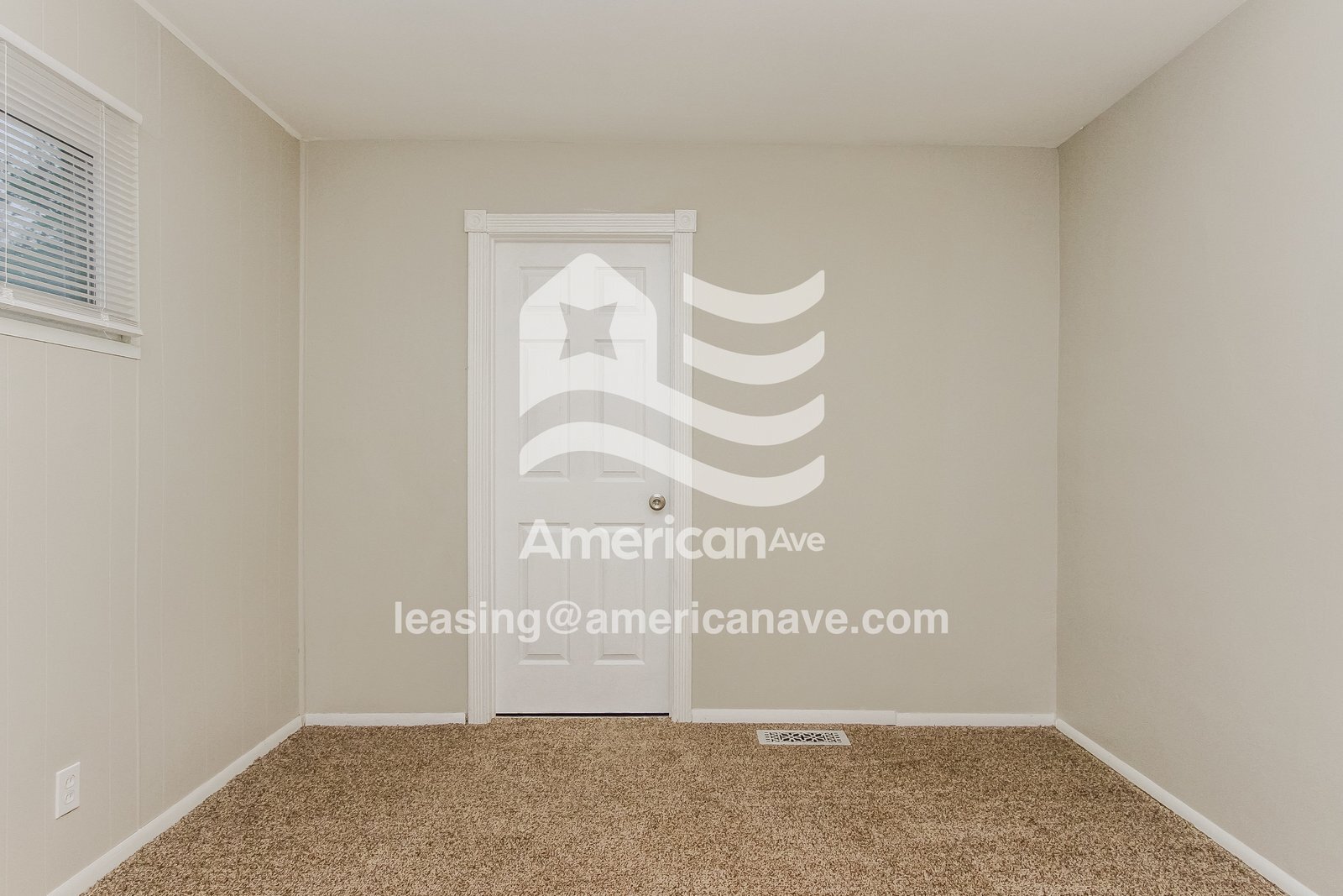 Building Photo - 4741 N Longworth Ave