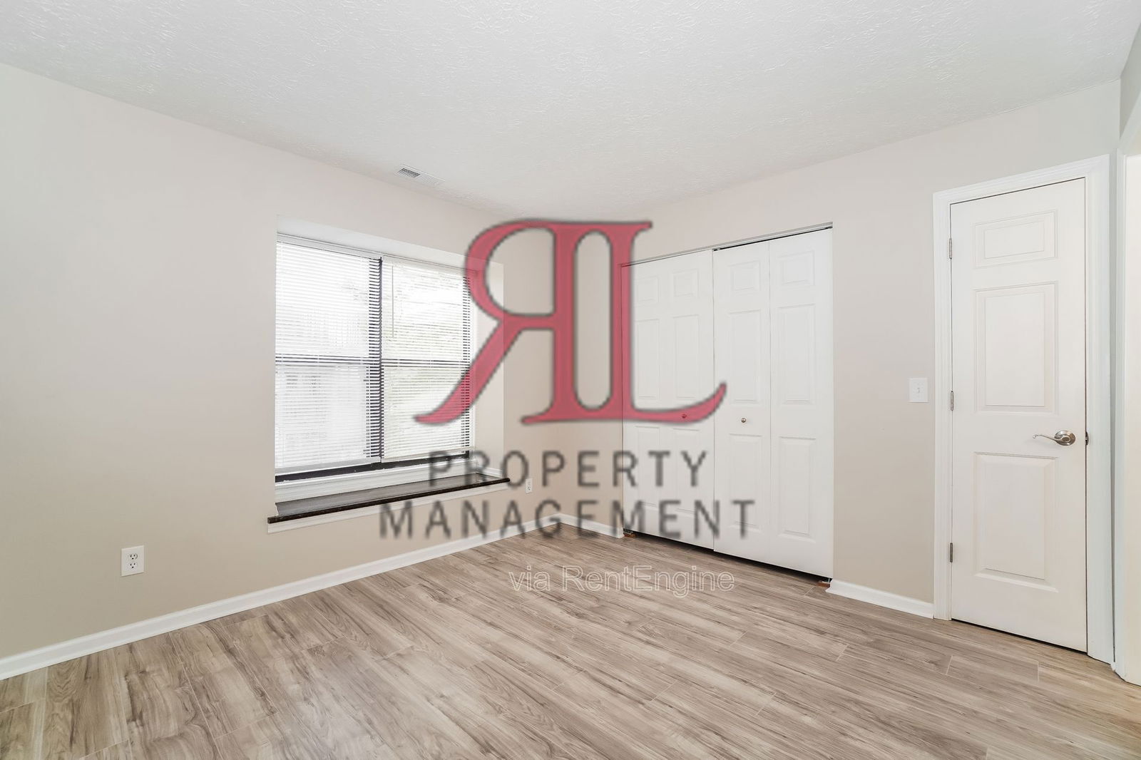 Building Photo - 2733 Greystone Dr