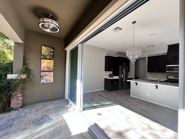 Building Photo - 5707 Garriga Dr