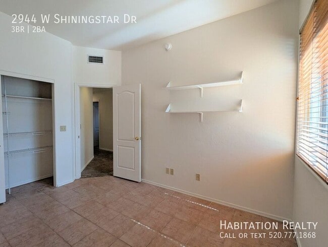 Building Photo - 2944 W Shiningstar Dr