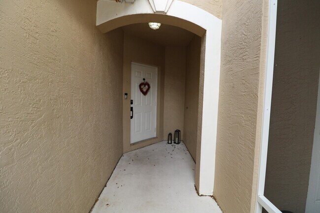 Building Photo - 6848 Brook Hollow Rd