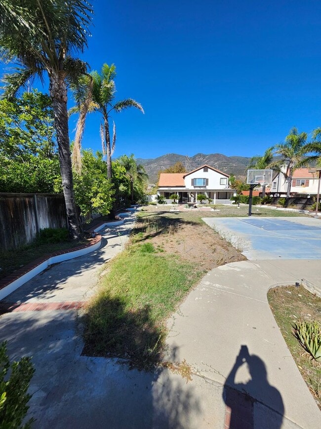 Building Photo - Beautiful two-story home located in the he...