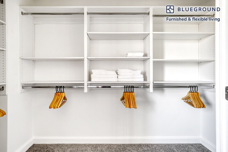 Building Photo - 4835 Cordell Ave