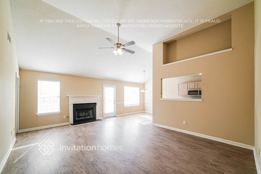 Building Photo - 4116 Green Field Dr